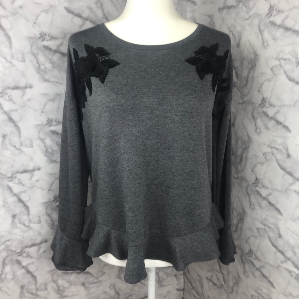 LC Lauren Conrad Gray Ruffle Rose Patch Top